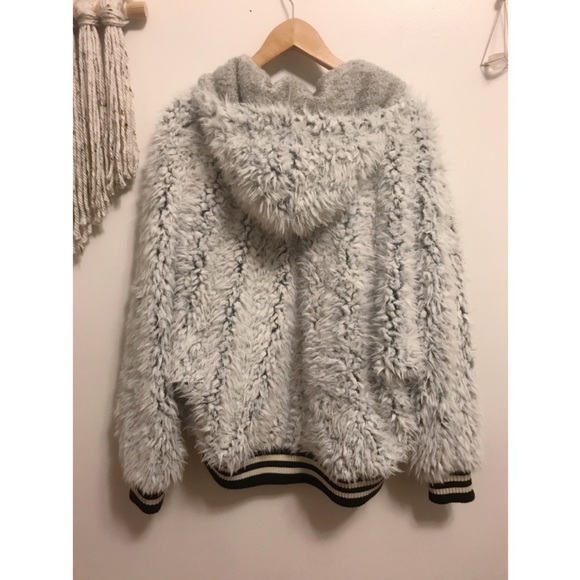 Free People fluffy dolman jacket - Picture 2 of 3